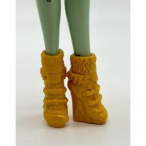 Monster High Doll Clawdeen Wolf Boo York Yellow Golden Shoes Heels Boots